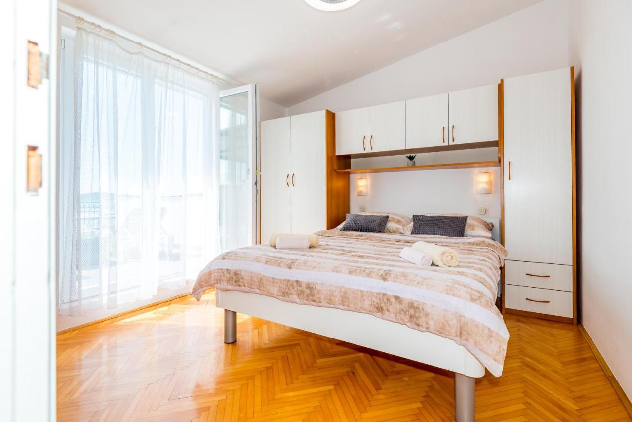 וודיצה Apartment And Rooms Dalmatiko מראה חיצוני תמונה