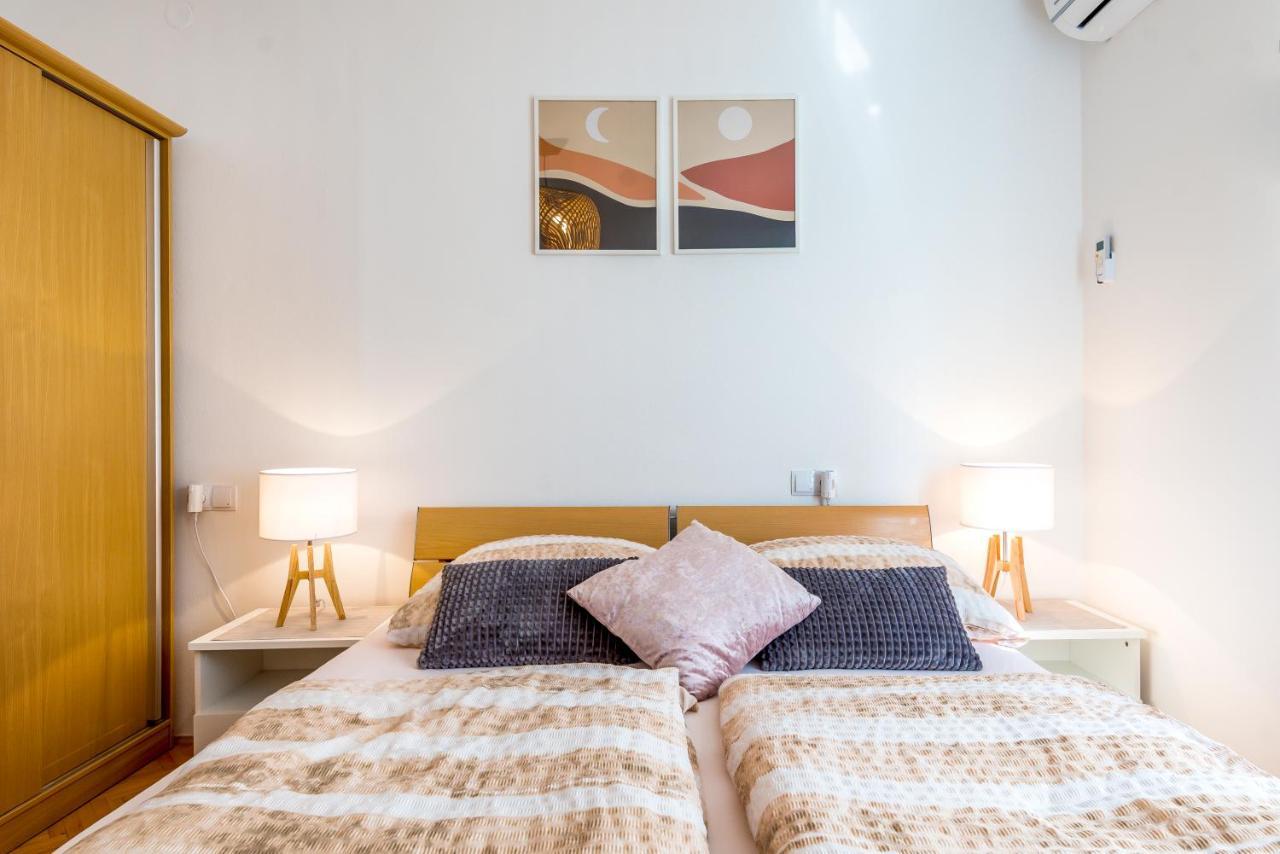וודיצה Apartment And Rooms Dalmatiko מראה חיצוני תמונה
