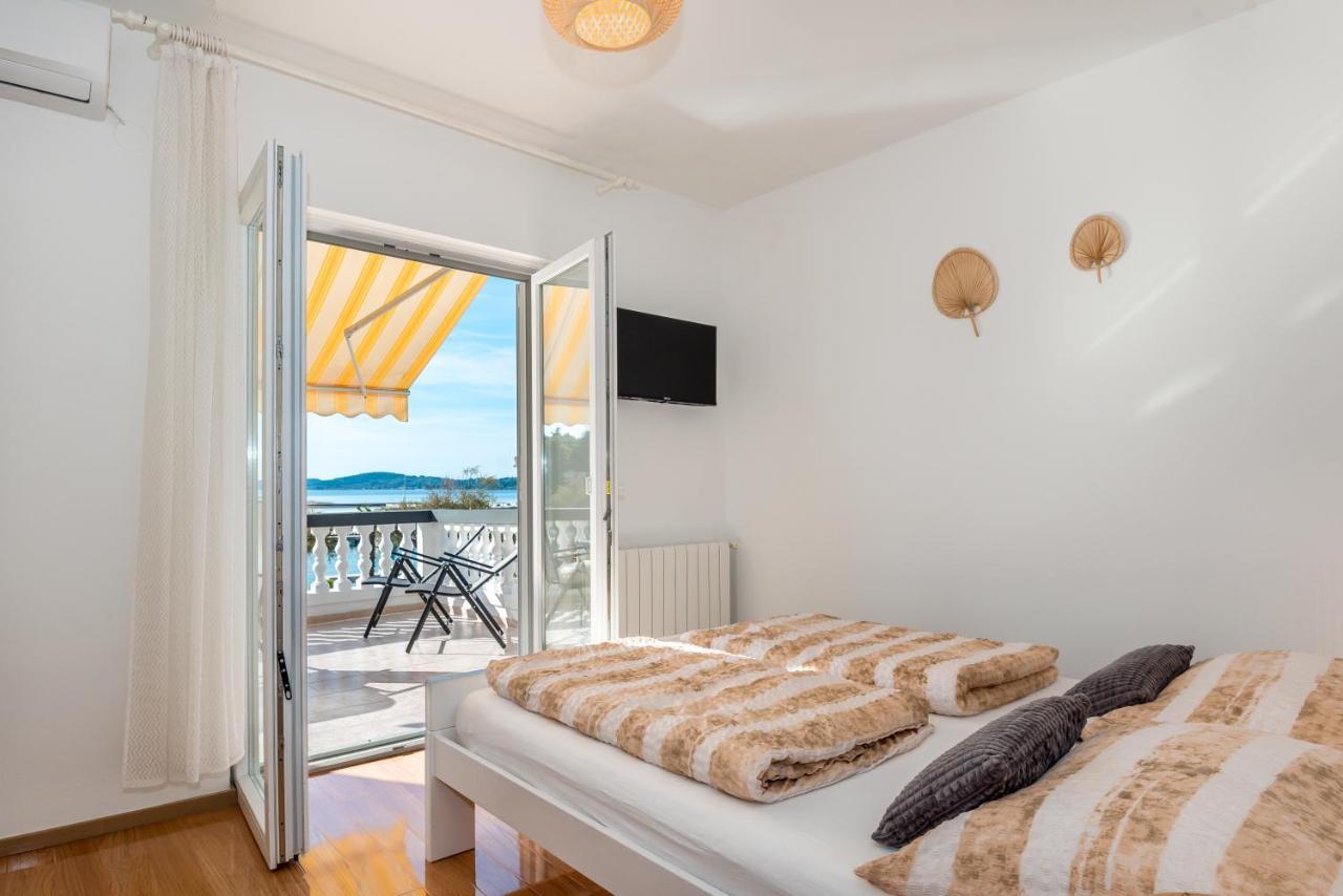 וודיצה Apartment And Rooms Dalmatiko מראה חיצוני תמונה