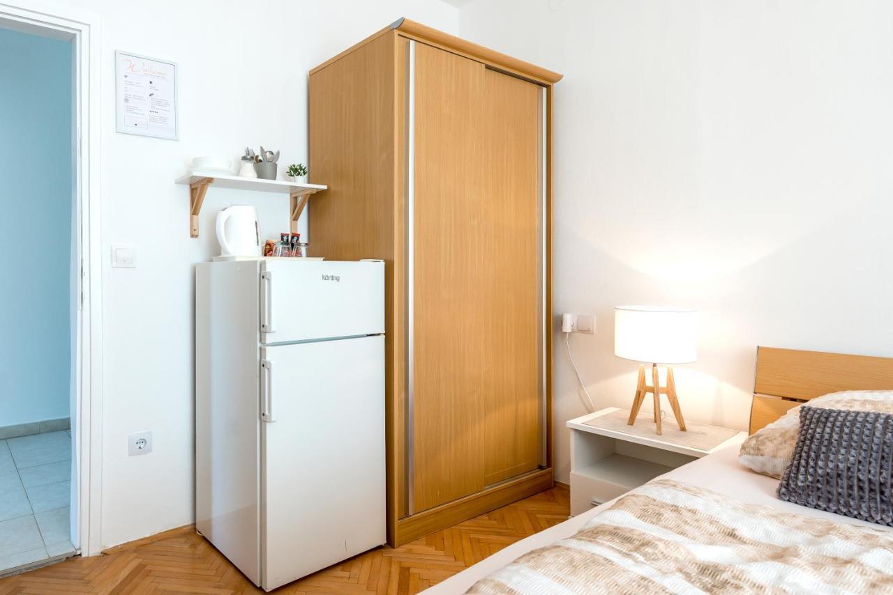 וודיצה Apartment And Rooms Dalmatiko מראה חיצוני תמונה