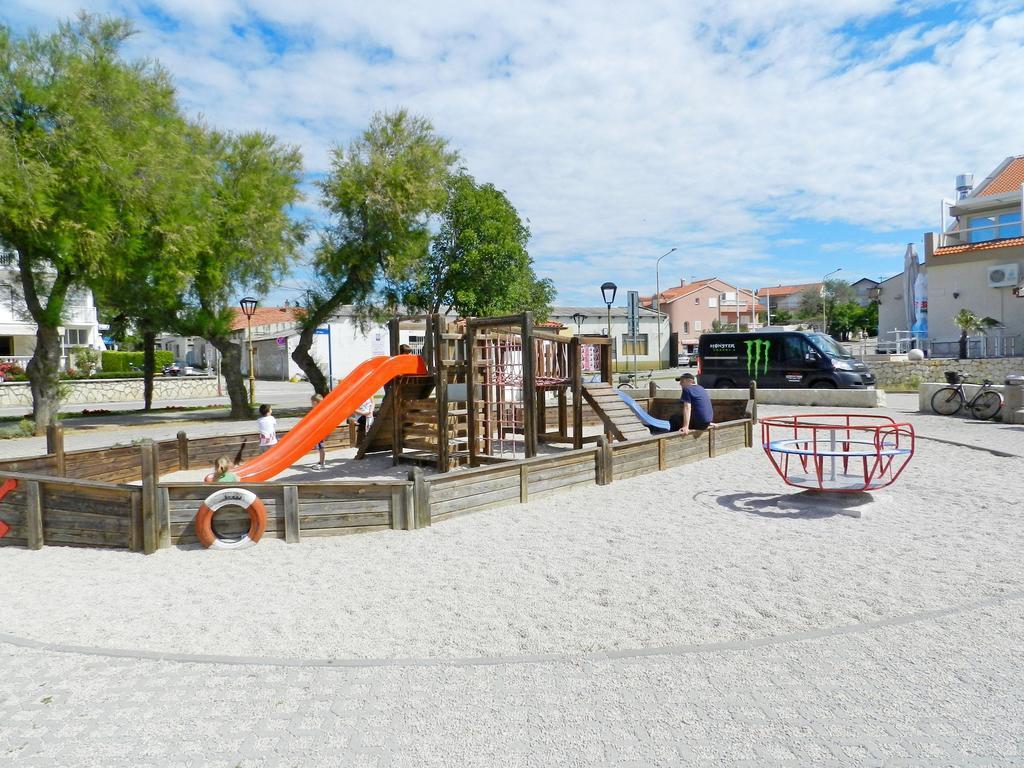 וודיצה Apartment And Rooms Dalmatiko מראה חיצוני תמונה
